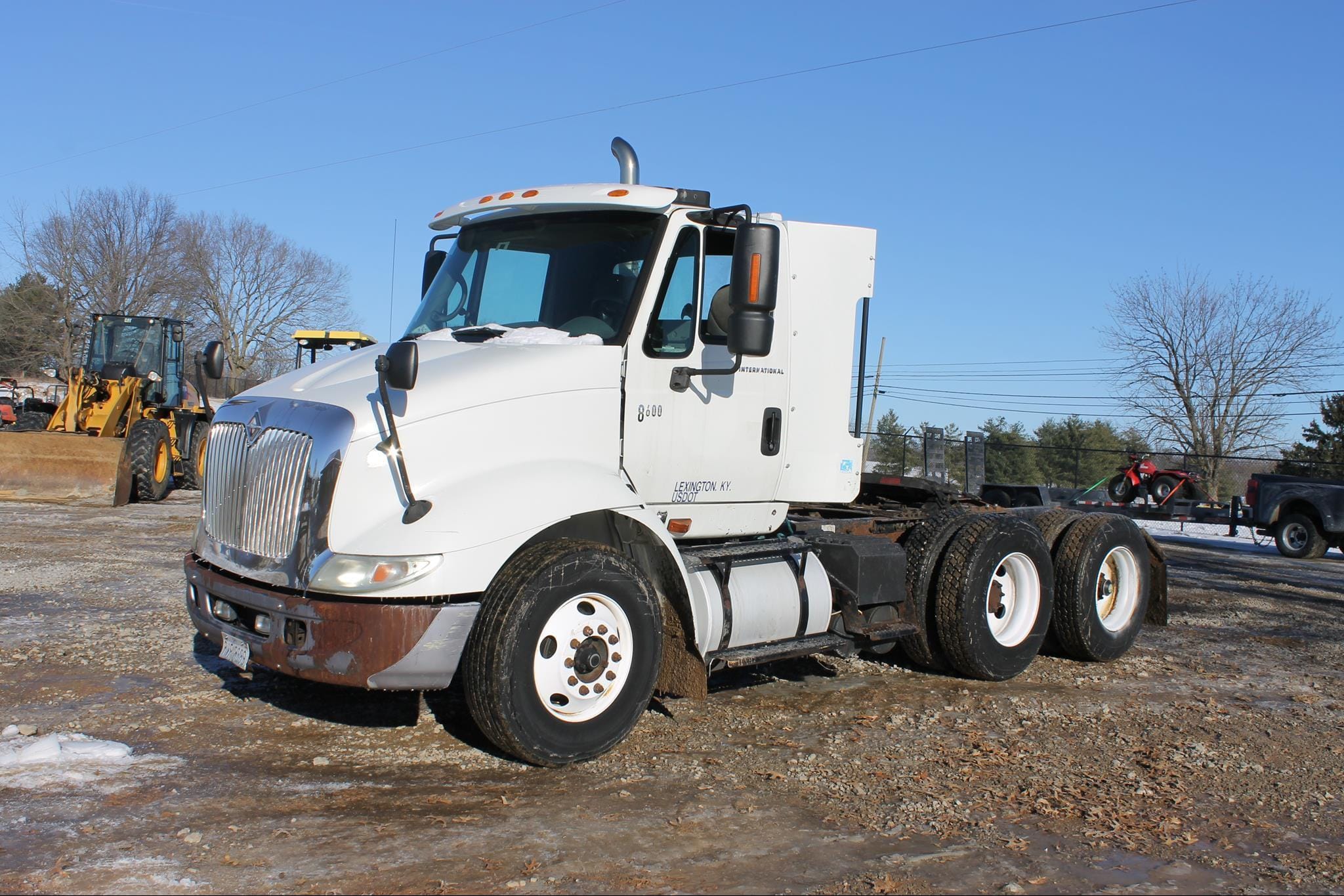 2006 International  Transtar 8600 Equipment Image0