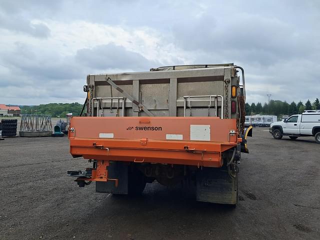 Image of International Workstar 7500 equipment image 2