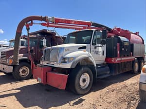 2006 International WorkStar 7600 Image