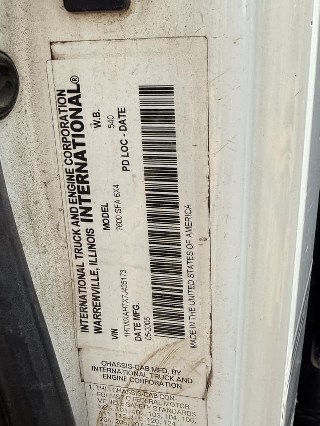 Image of International WorkStar 7600 equipment image 1