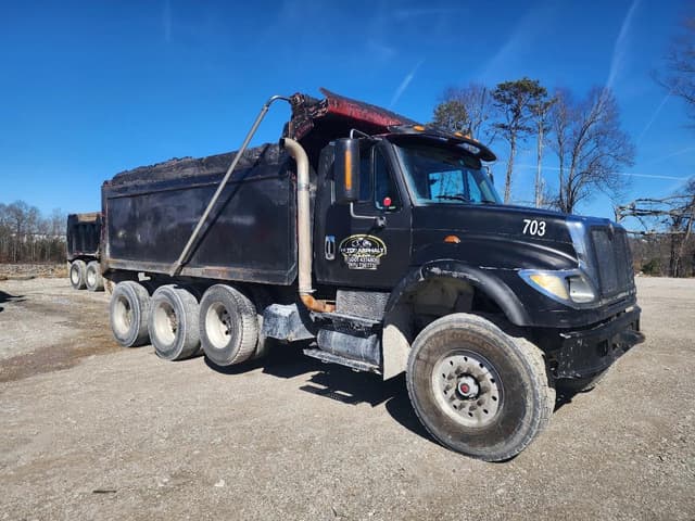 Image of International 7600 equipment image 2