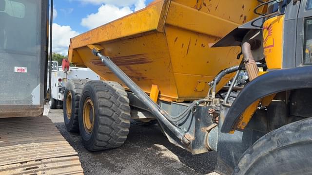 Image of JCB 722 equipment image 4