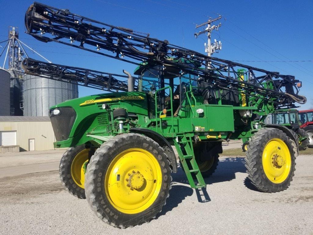 Main image John Deere 4720