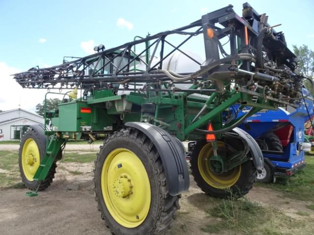 Image of John Deere 4720 equipment image 4