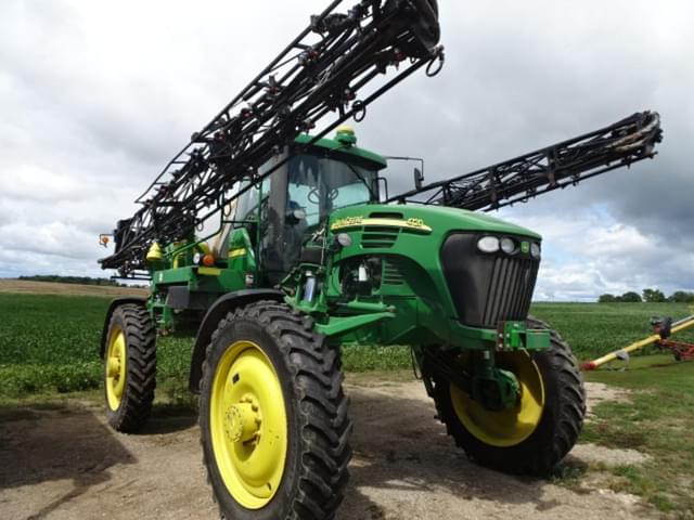 Image of John Deere 4720 equipment image 2