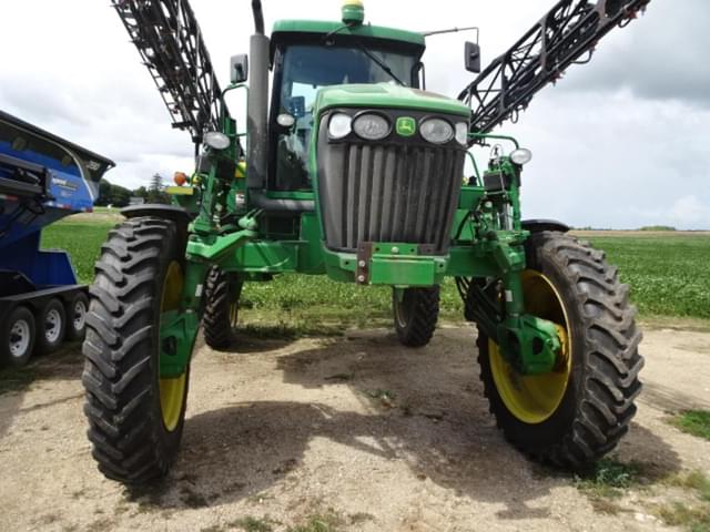 Image of John Deere 4720 equipment image 1