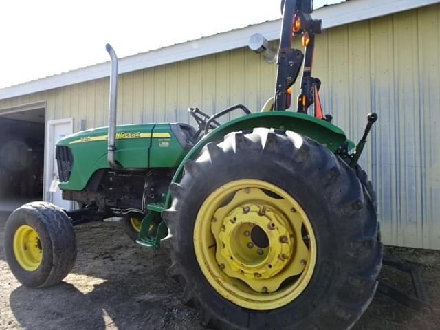 Image of John Deere 5425 equipment image 1