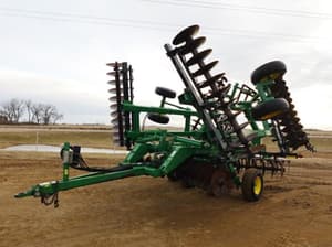 2006 John Deere 637 Image