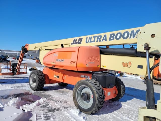 Image of JLG 1250AJP equipment image 2