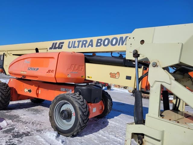 Image of JLG 1250AJP equipment image 3