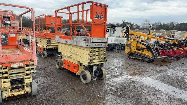 Image of JLG 2630ES equipment image 1