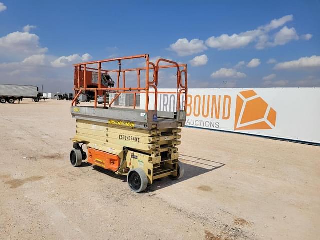 Image of JLG 3246ES equipment image 1