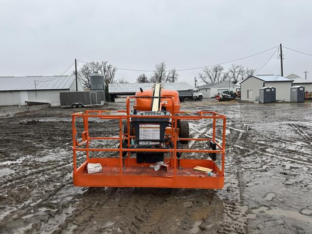 Image of JLG 400S equipment image 2