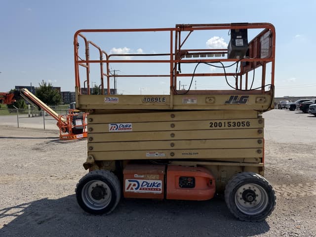 Image of JLG 4069LE equipment image 4