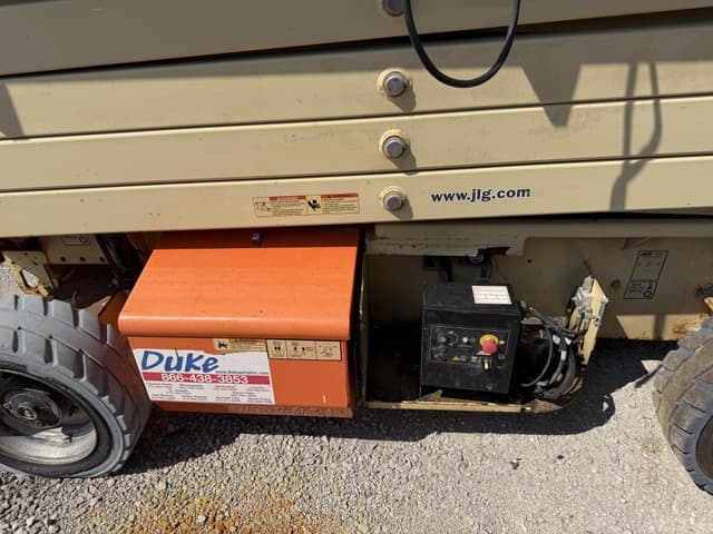 Image of JLG 4069LE equipment image 4
