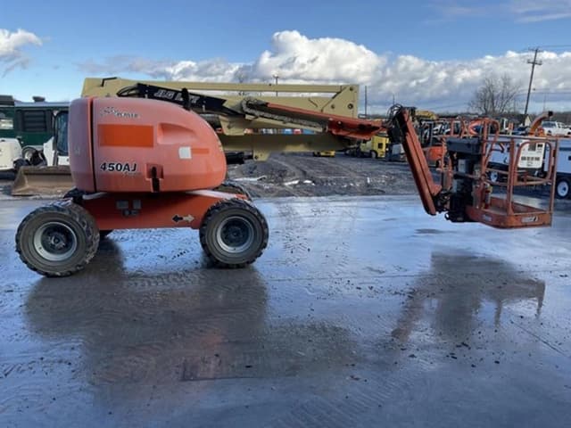 Image of JLG 450AJ equipment image 4