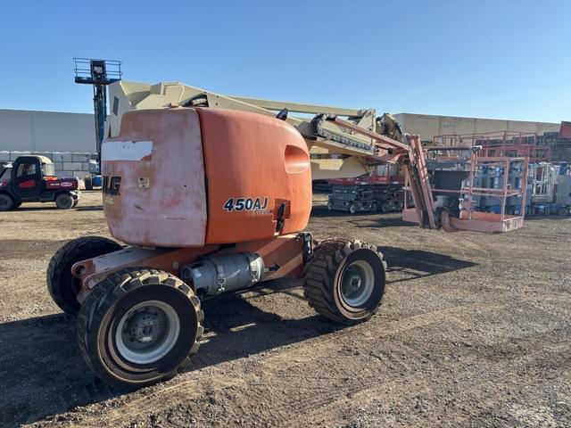 Image of JLG 450AJ equipment image 2