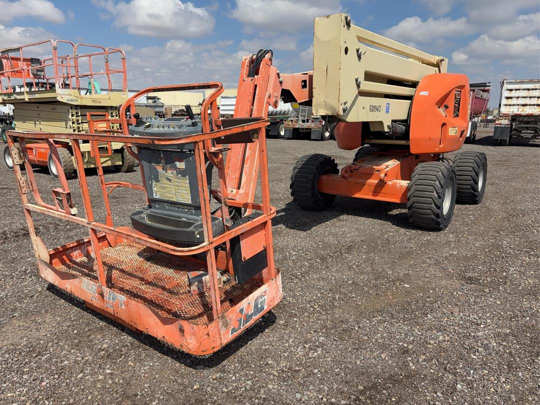 Image of JLG 450AJ Primary image