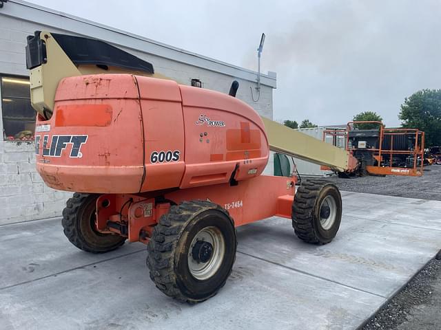 Image of JLG 600S equipment image 3