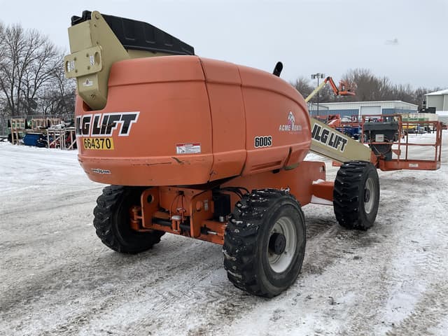 Image of JLG 600S equipment image 3