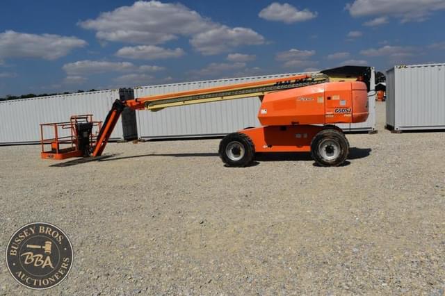 Image of JLG 660SJ equipment image 2