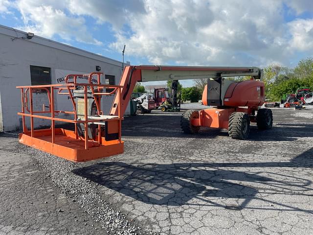 Image of JLG 800A equipment image 1