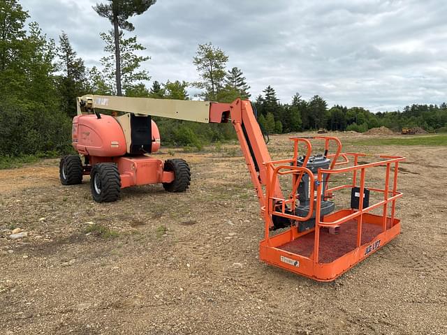 Image of JLG 800AJ equipment image 2