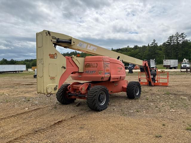 Image of JLG 800AJ equipment image 4