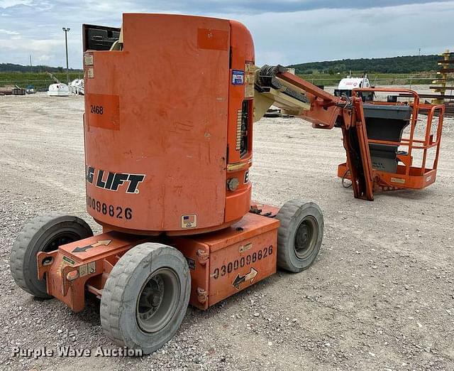 Image of JLG E300AJP equipment image 4