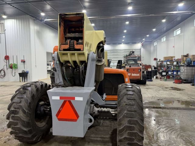 Image of JLG G12-55A equipment image 4