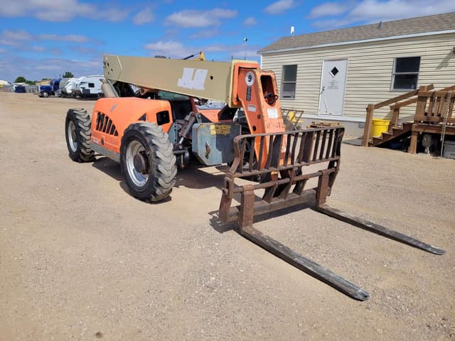 Image of JLG G9-43A equipment image 3