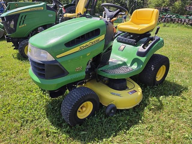 Image of John Deere 102 equipment image 2