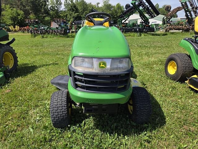 Image of John Deere 102 equipment image 1