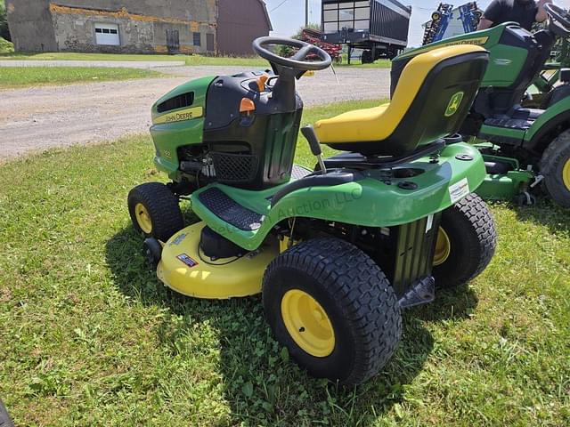Image of John Deere 102 equipment image 4