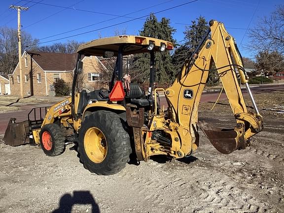 Image of John Deere 110 equipment image 2