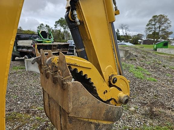 Image of John Deere 110 equipment image 4