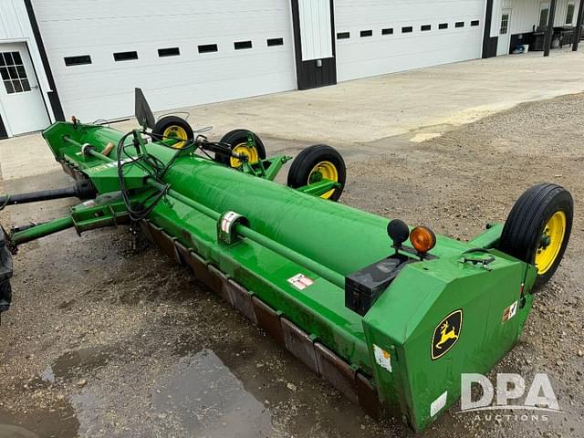 Image of John Deere 120 equipment image 2