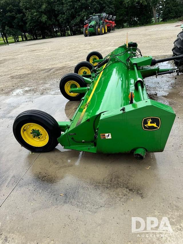 Image of John Deere 120 equipment image 3