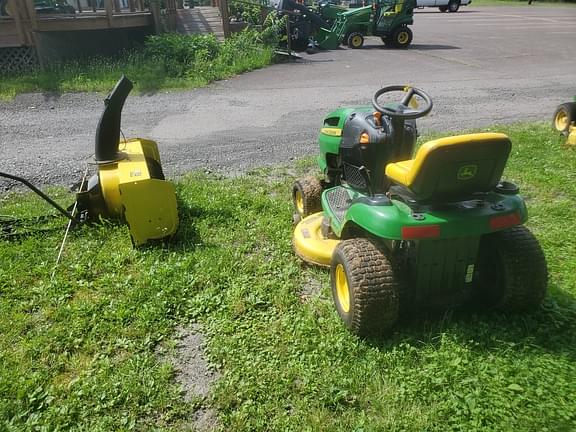 Image of John Deere 125 equipment image 2