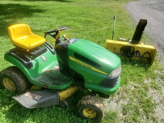 2006 John Deere 125 Equipment Image0