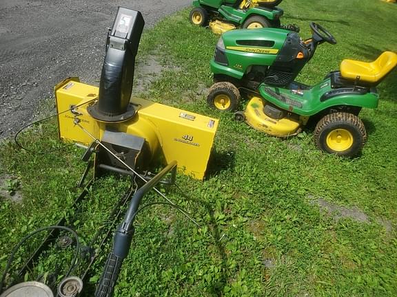 Image of John Deere 125 equipment image 3