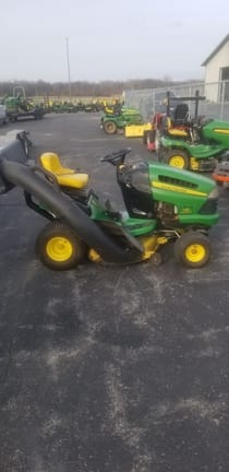 Main image John Deere 125