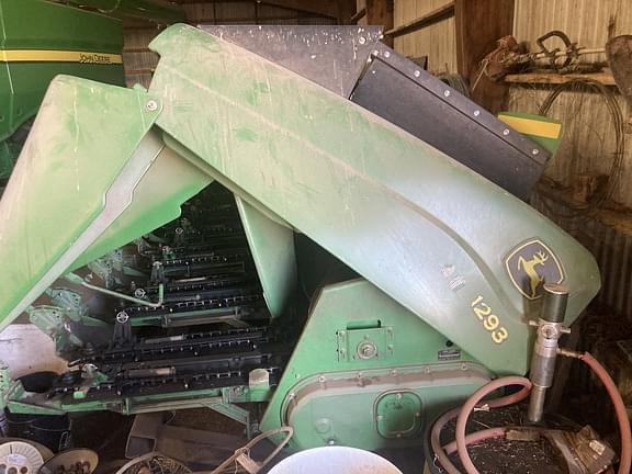 Image of John Deere 1293 equipment image 1