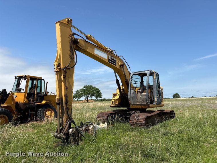 2006 John Deere 135C Equipment Image0