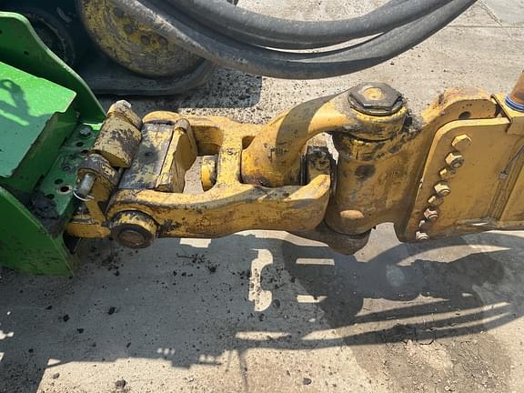 Image of John Deere 1512E equipment image 4