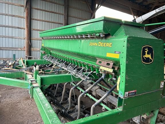 Image of John Deere 1590 equipment image 2