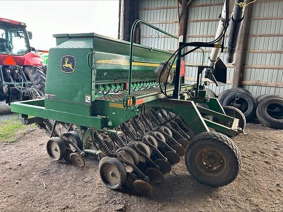 Image of John Deere 1590 equipment image 3