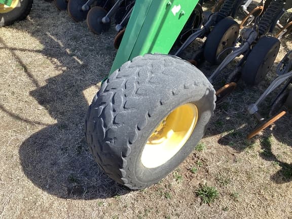 Image of John Deere 1590 equipment image 2