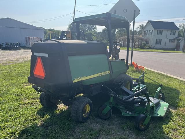 Image of John Deere 1600 Turbo equipment image 3