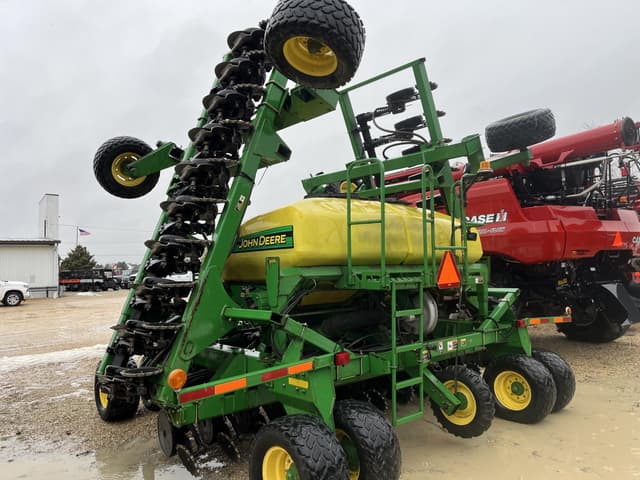 Image of John Deere 1690 equipment image 4